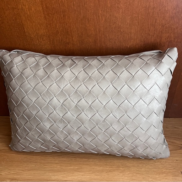 Frye Accents Frye Gray Woven Faux Leather Decorative Rectangle Throw Pillow Decor Accent